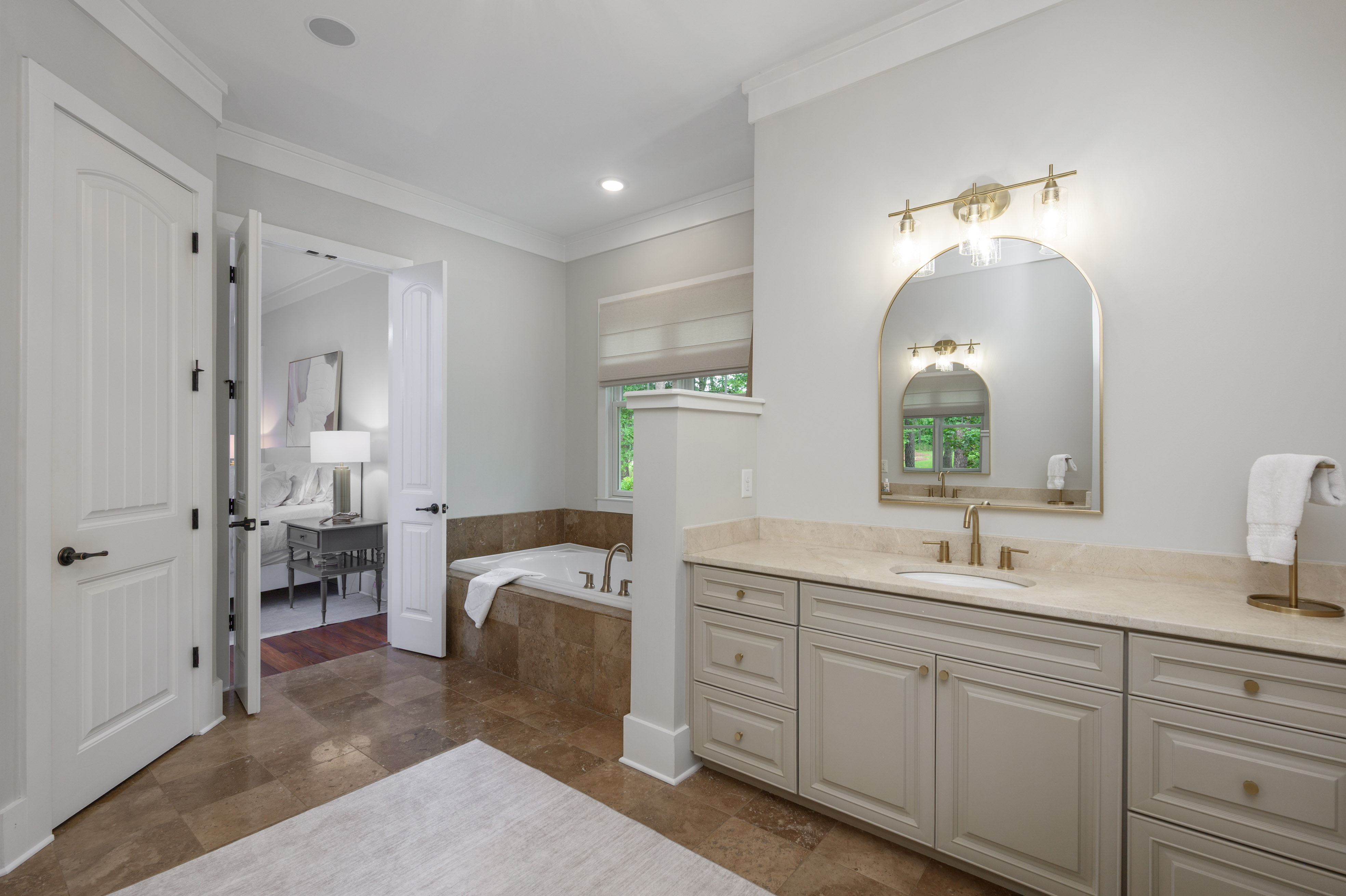 1030 Monfort Court image 24